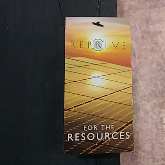 George - Picture 2 of 3